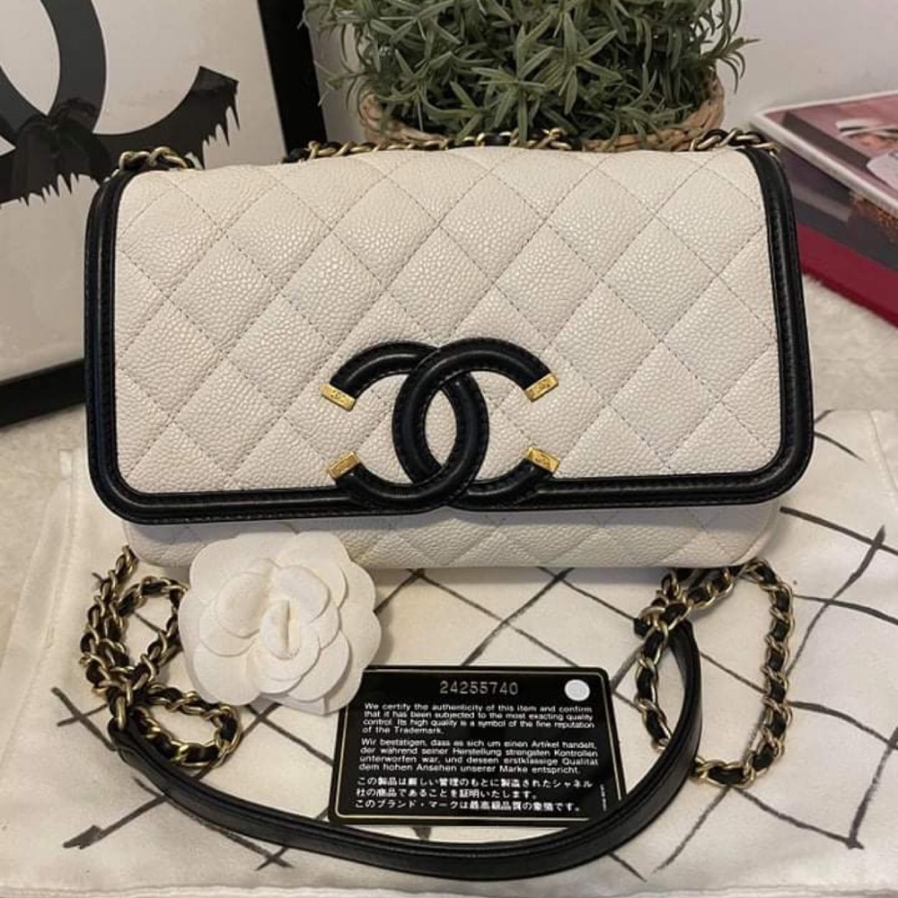 100% original Chanel filigree